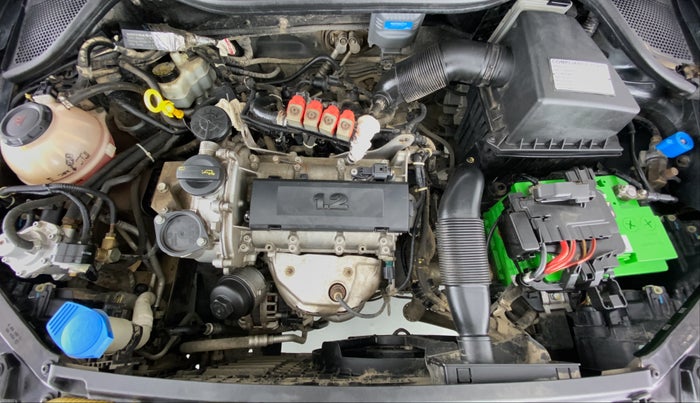 2017 Volkswagen Polo HIGHLINE PLUS 1.2L PETROL, CNG, Manual, 45,278 km, Open Bonet