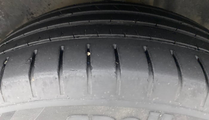 2019 Volkswagen Ameo HIGHLINE PLUS DSG 1.5, Diesel, Automatic, 45,925 km, Left Rear Tyre Tread