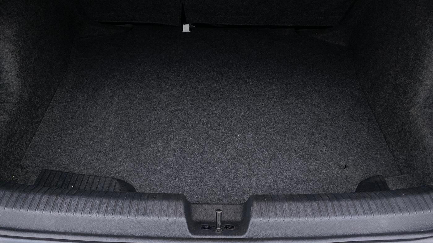 2019 Volkswagen Ameo HIGHLINE PLUS DSG 1.5, Diesel, Automatic, 45,925 km, Boot Inside