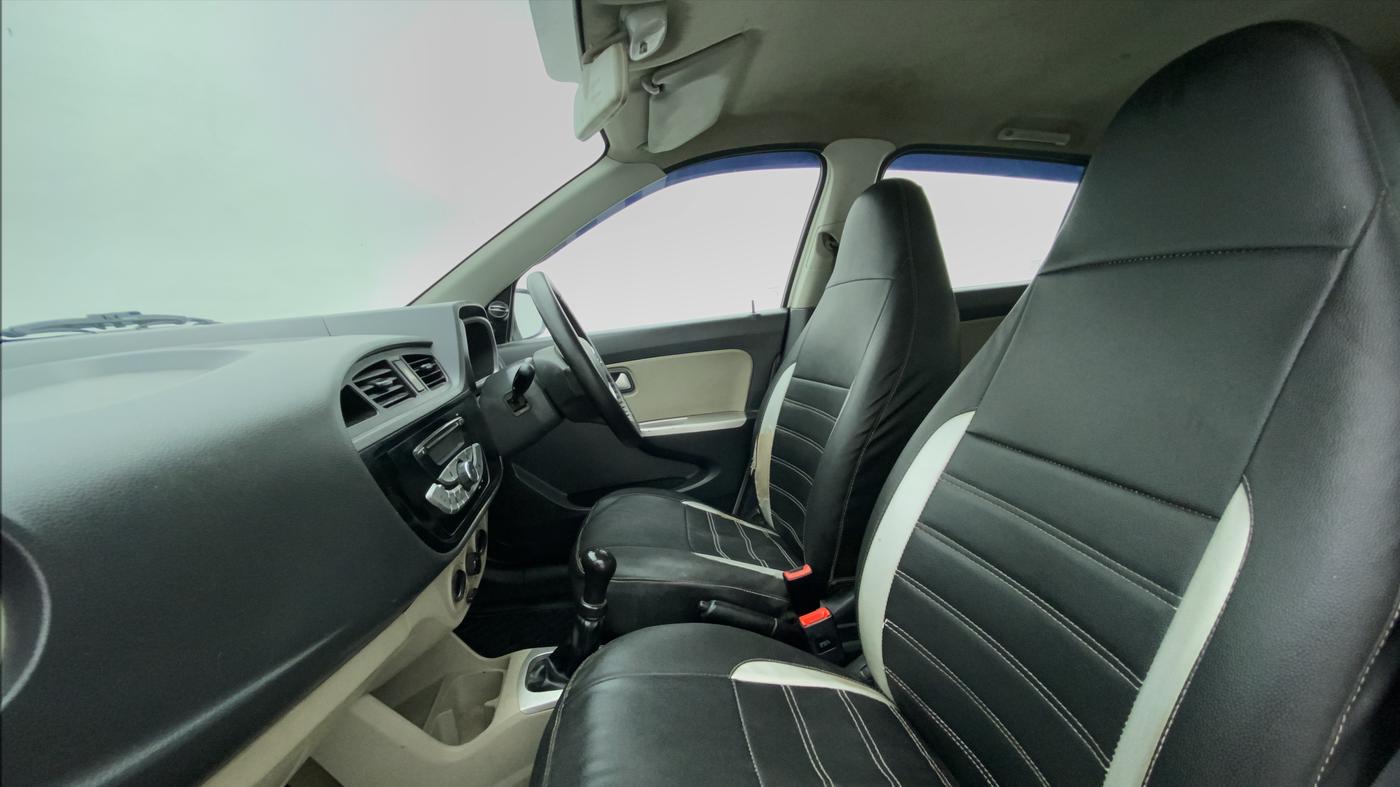 2017 Maruti Alto K10 VXI P, Petrol, Manual, 67,165 km, Right Side Front Door Cabin