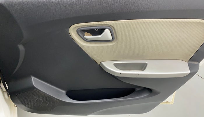 2017 Maruti Alto K10 VXI P, Petrol, Manual, 67,165 km, Driver Side Door Panels Control