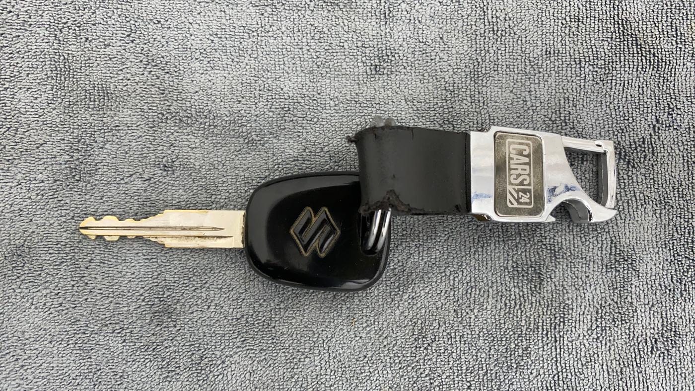 2017 Maruti Alto K10 VXI P, Petrol, Manual, 67,165 km, Key Close Up