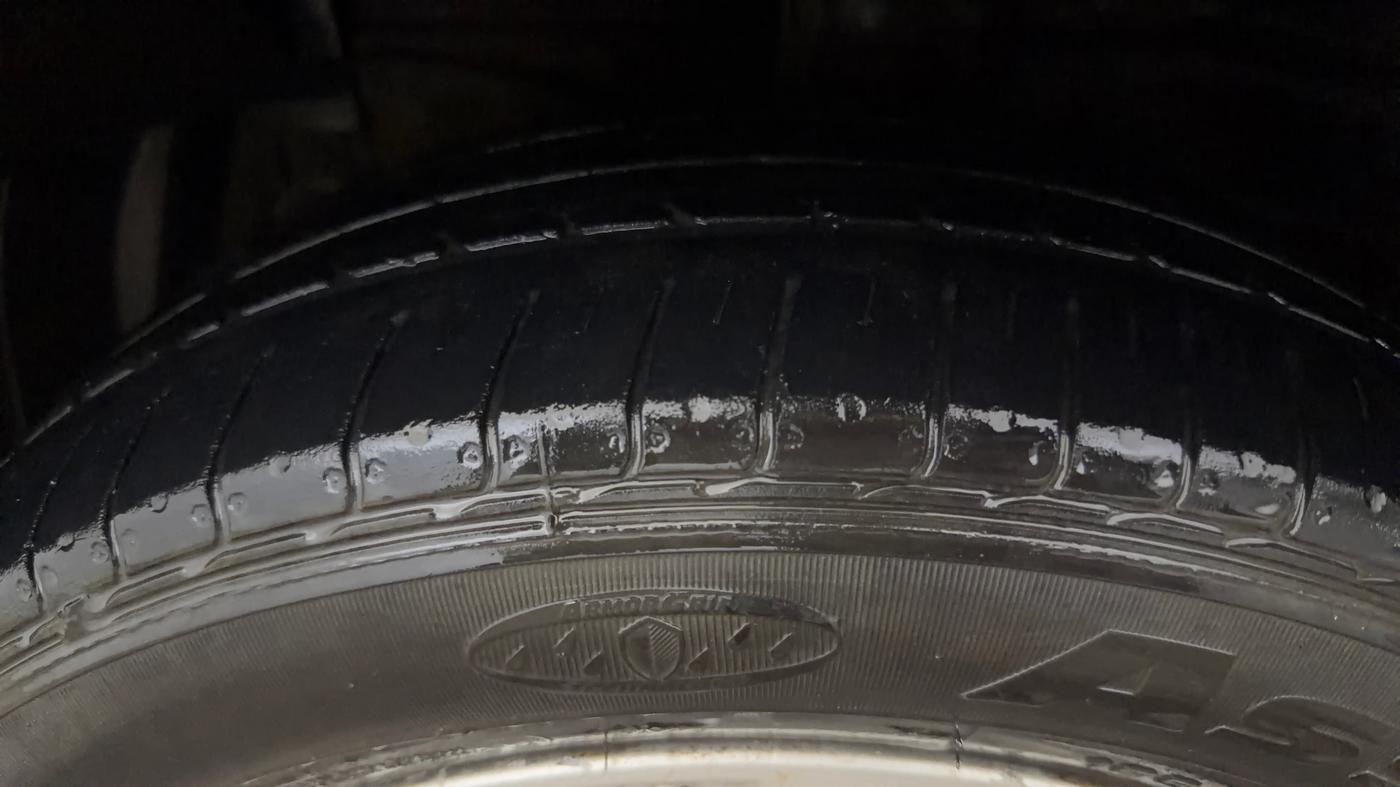 2021 Maruti Ciaz ZETA AT 1.5  SHVS PETROL, Petrol, Automatic, 44,799 km, Left Front Tyre Tread
