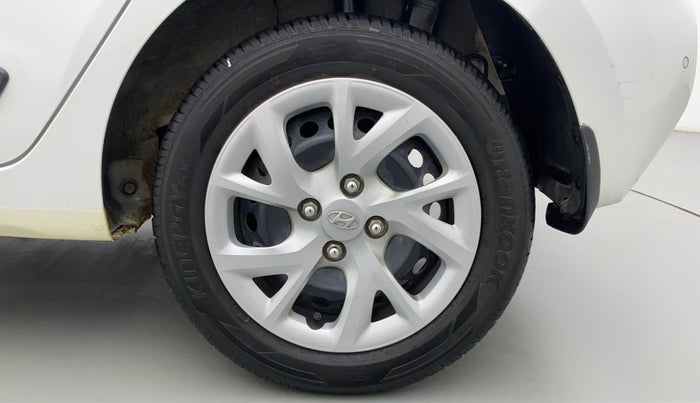 2019 Hyundai Grand i10 1.2 KAPPA SPORTZ (O), Petrol, Manual, 9,128 km, Left Rear Wheel