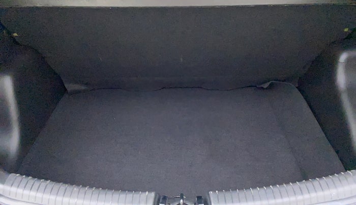 2019 Hyundai Grand i10 1.2 KAPPA SPORTZ (O), Petrol, Manual, 9,128 km, Boot Inside
