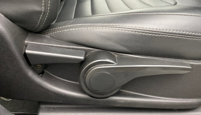 2019 Tata NEXON XZA+ 1.5, Diesel, Automatic, 69,702 km, Driver Side Adjustment Panel