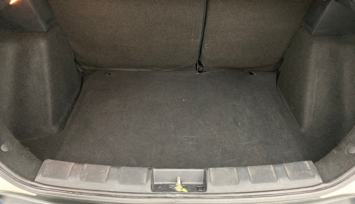2019 Tata NEXON XZA+ 1.5, Diesel, Automatic, 69,702 km, Boot Inside