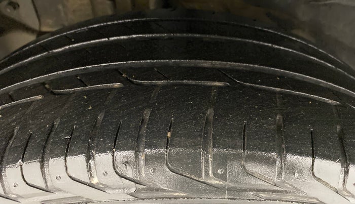 2019 Tata NEXON XZA+ 1.5, Diesel, Automatic, 69,702 km, Right Rear Tyre Tread