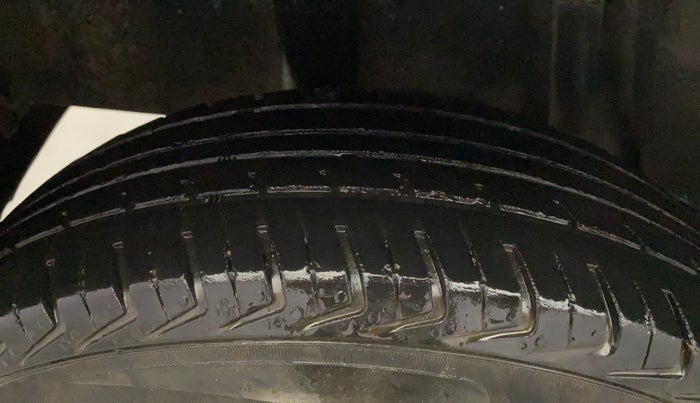 2019 Datsun Redi Go T (O), Petrol, Manual, 72,455 km, Right Rear Tyre Tread