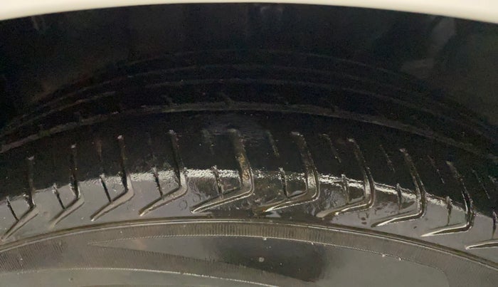 2019 Datsun Redi Go T (O), Petrol, Manual, 72,455 km, Left Front Tyre Tread