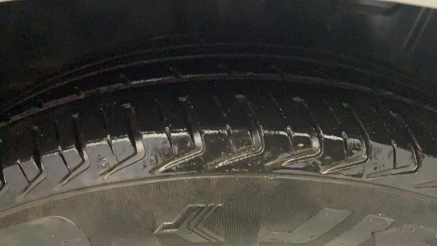 2019 Datsun Redi Go T (O), Petrol, Manual, 72,474 km, Right Front Tyre Tread