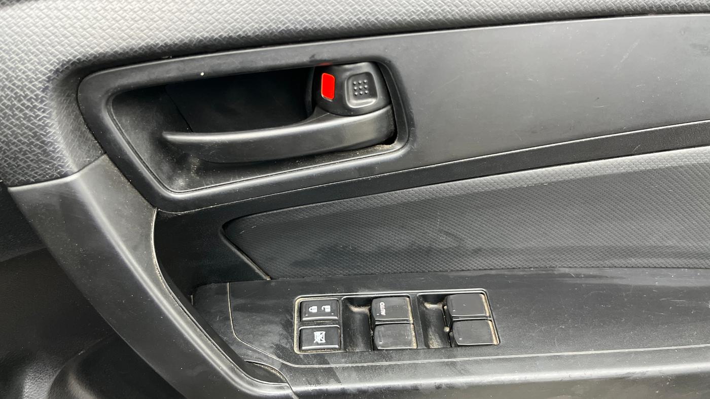 2021 Maruti Vitara Brezza LXI, Petrol, Manual, 62,197 km, Driver Side Door Panels Control