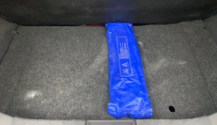 2017 Maruti Alto K10 LXI (O), Petrol, Manual, 40,243 km, Boot Inside