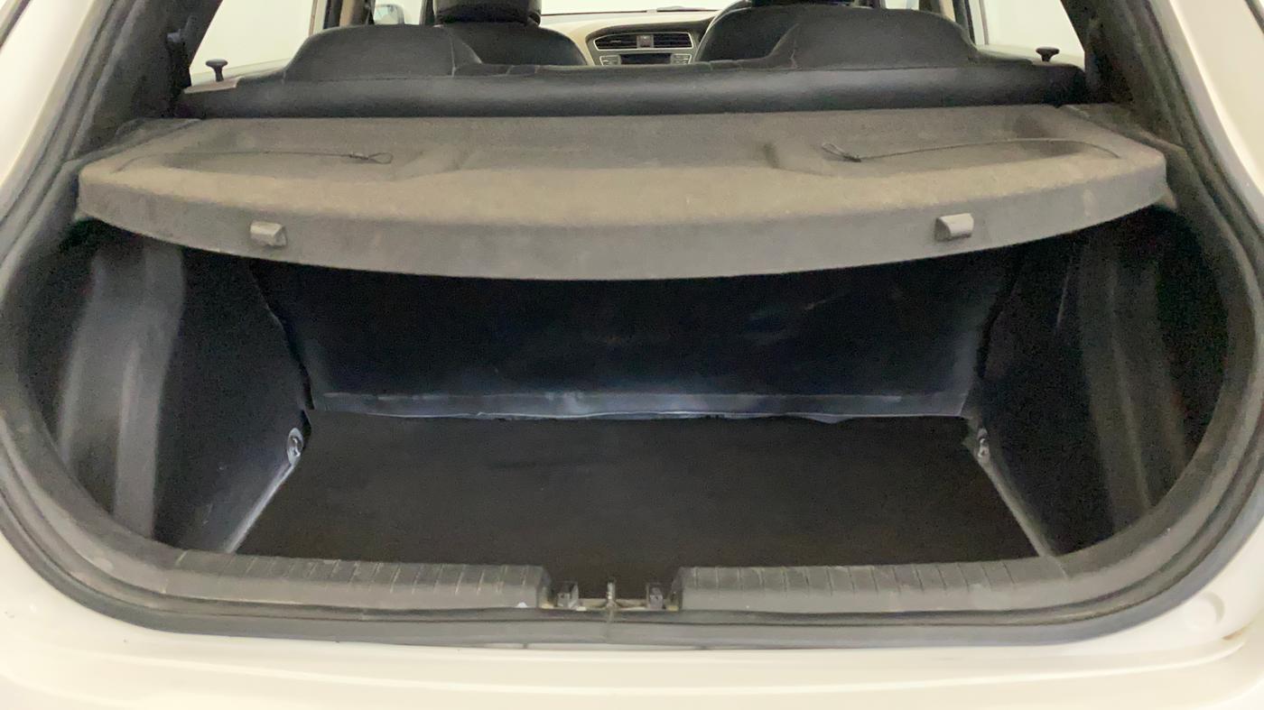 2018 Hyundai Elite i20 ASTA 1.2, Petrol, Manual, 50,179 km, Boot Inside