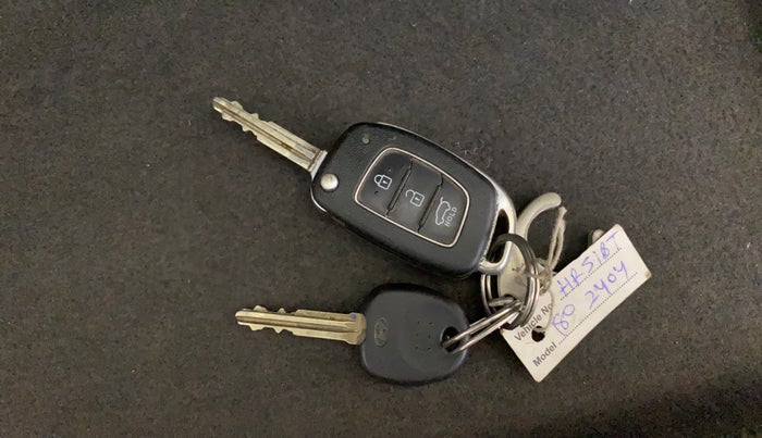 2018 Hyundai Elite i20 ASTA 1.2, Petrol, Manual, 50,239 km, Key Close Up