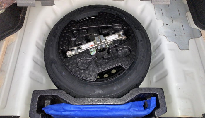 2017 Maruti Ciaz S 1.4 MT PETROL, Petrol, Manual, 47,435 km, Spare Tyre