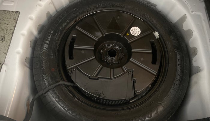 2022 Skoda KUSHAQ STYLE 1.0L TSI AT (6 AIRBAGS), Petrol, Automatic, 34,408 km, Spare Tyre