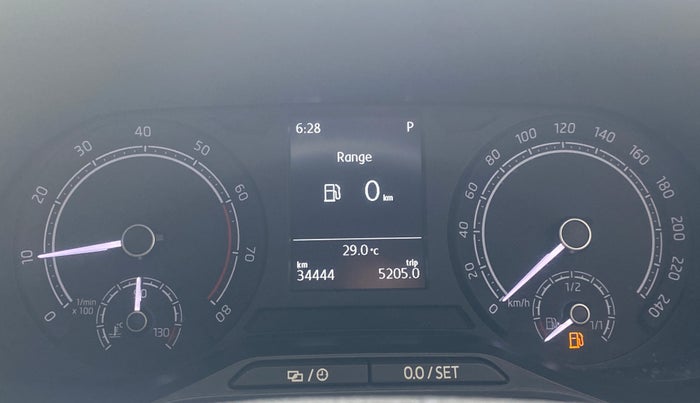 2022 Skoda KUSHAQ STYLE 1.0L TSI AT (6 AIRBAGS), Petrol, Automatic, 34,408 km, Odometer Image