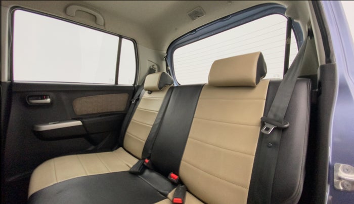 2016 Maruti Wagon R 1.0 VXI AMT, Petrol, Automatic, 66,992 km, Right Side Rear Door Cabin
