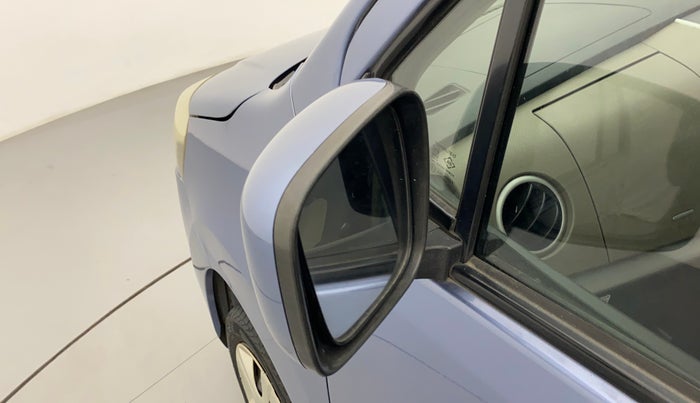 2016 Maruti Wagon R 1.0 VXI AMT, Petrol, Automatic, 66,992 km, Left rear-view mirror - Mirror motor not working