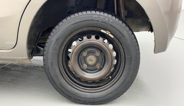 2016 Datsun Go T, CNG, Manual, 76,662 km, Left Rear Wheel