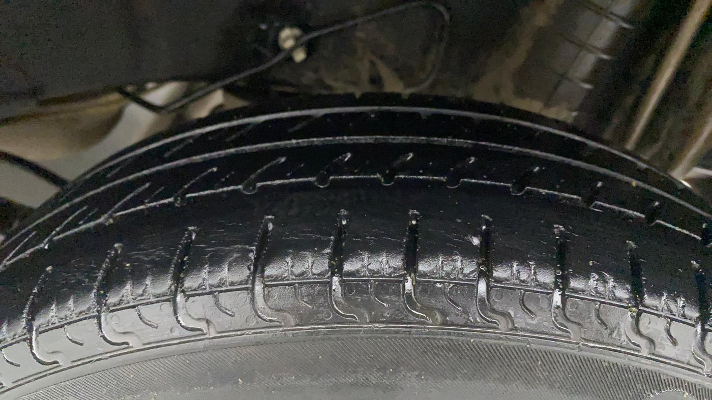 2016 Datsun Go T, CNG, Manual, 76,662 km, Left Rear Tyre Tread