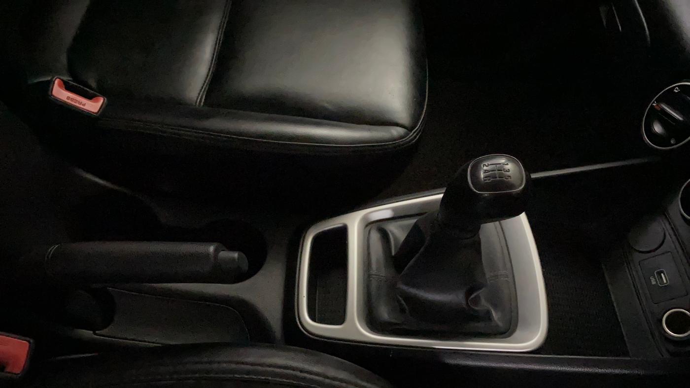 2019 Hyundai VENUE S 1.2, Petrol, Manual, 62,933 km, Gear Lever