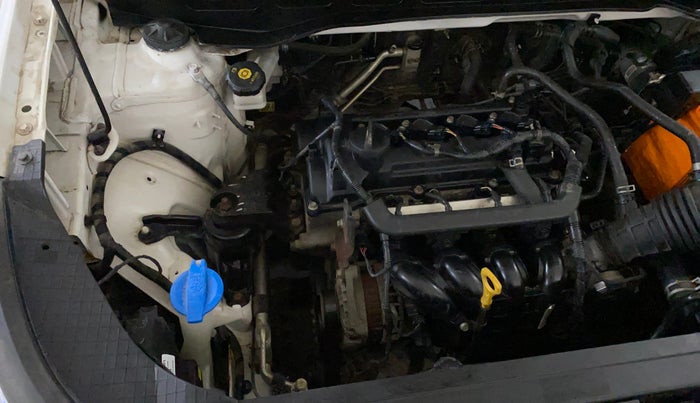 2019 Hyundai VENUE S 1.2, Petrol, Manual, 62,933 km, Engine View - Right