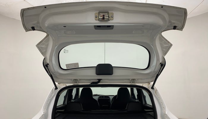 2020 Renault Kwid RXT 1.0 AMT (O), Petrol, Automatic, 5,477 km, Boot Door Open