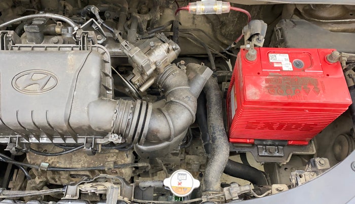 2015 Hyundai i10 SPORTZ 1.1, Petrol, Manual, 47,598 km, Engine View - Left