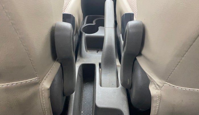 2015 Hyundai i10 SPORTZ 1.1, Petrol, Manual, 47,598 km, Driver Side Adjustment Panel