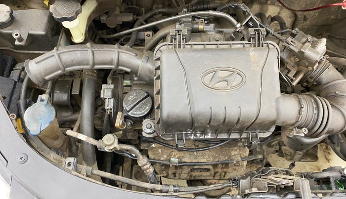 2015 Hyundai i10 SPORTZ 1.1, Petrol, Manual, 47,598 km, Engine View - Right