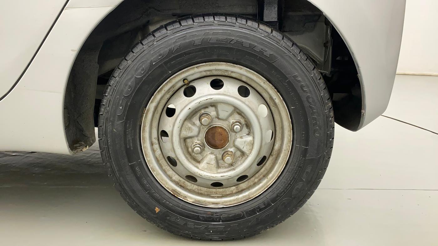 2015 Hyundai Eon ERA +, Petrol, Manual, 40,624 km, Left Rear Wheel