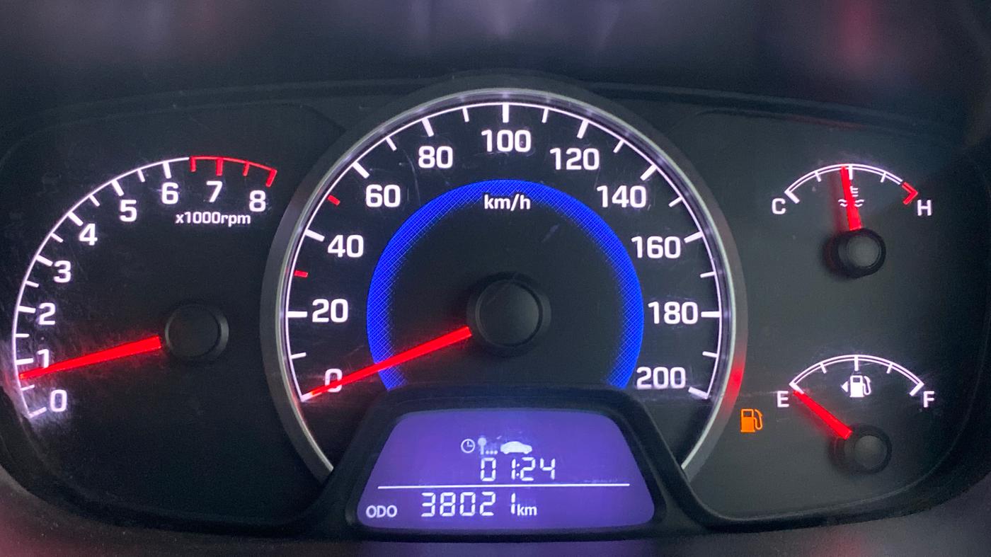 2015 Hyundai Grand i10 SPORTZ 1.2 KAPPA VTVT, Petrol, Manual, 38,020 km, Odometer Image