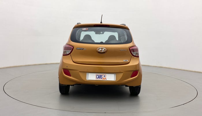 2015 Hyundai Grand i10 SPORTZ 1.2 KAPPA VTVT, Petrol, Manual, 38,020 km, Back/Rear