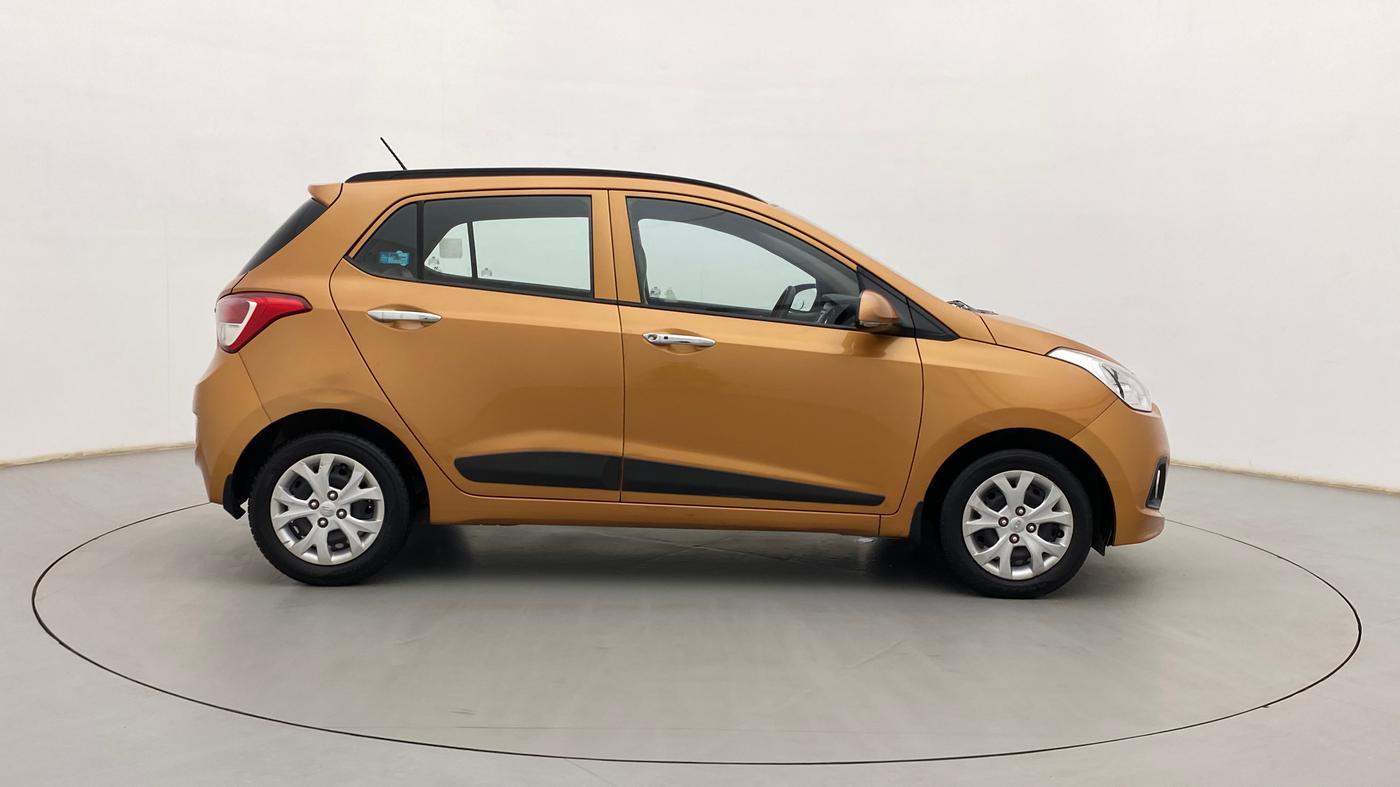 2015 Hyundai Grand i10 SPORTZ 1.2 KAPPA VTVT, Petrol, Manual, 38,020 km, Right Side View