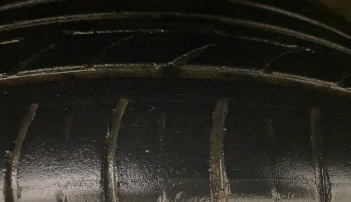 2016 Honda BR-V 1.5L I-VTEC S, Petrol, Manual, 73,042 km, Left Front Tyre Tread