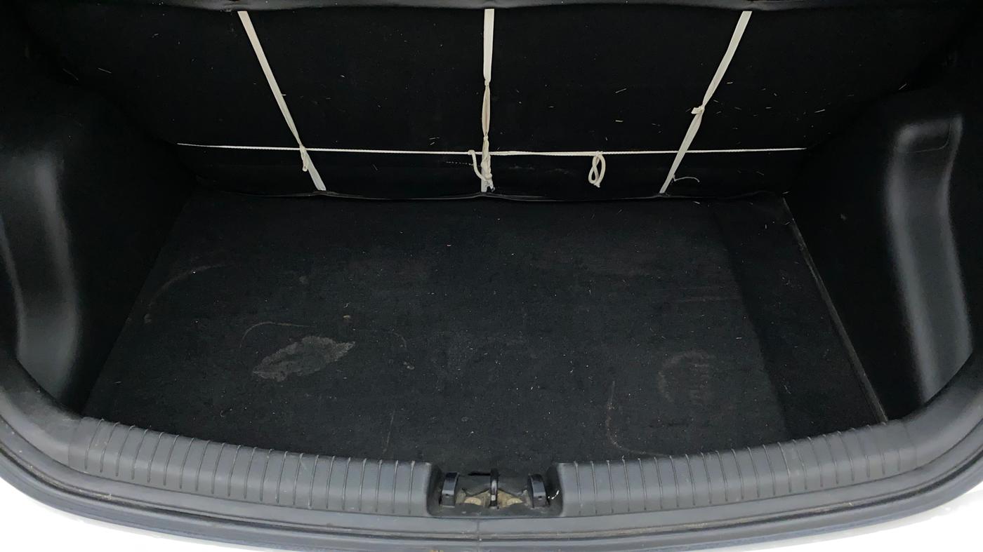 2018 Hyundai Grand i10 MAGNA 1.2 KAPPA VTVT, Petrol, Manual, 51,938 km, Boot Inside