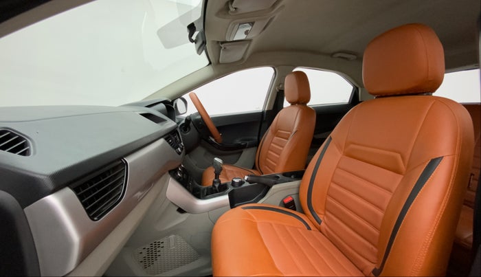 2018 Tata NEXON XM DIESEL, Diesel, Manual, 99,608 km, Right Side Front Door Cabin