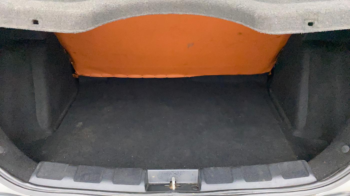 2018 Tata NEXON XM DIESEL, Diesel, Manual, 99,608 km, Boot Inside