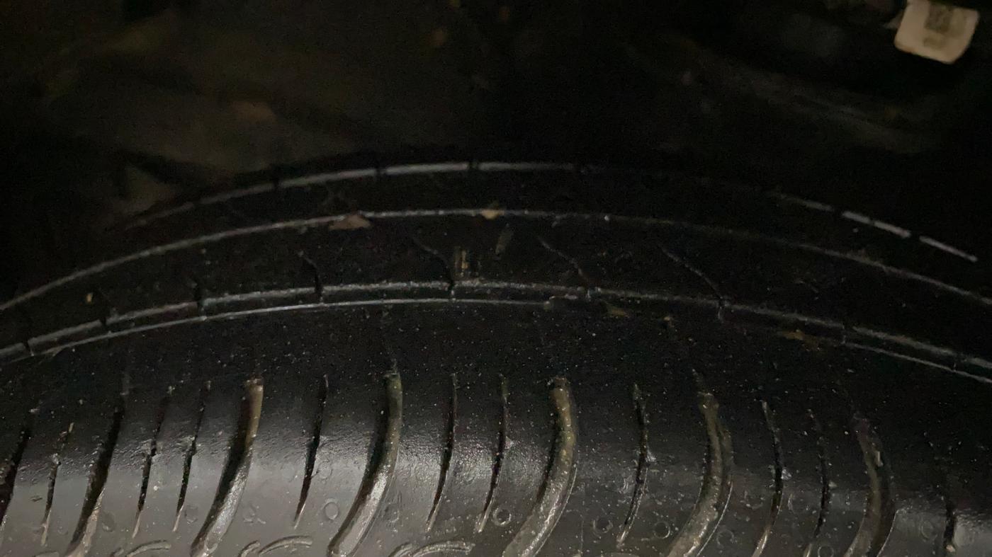 2022 Maruti S PRESSO VXI PLUS (O) AMT, Petrol, Automatic, 32,569 km, Left Front Tyre Tread