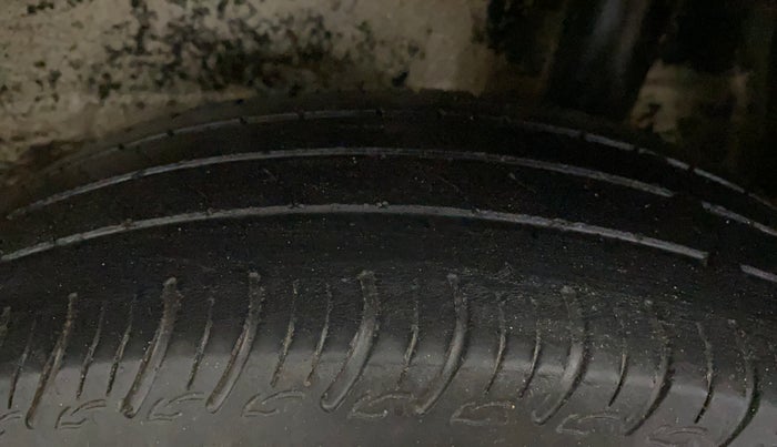 2022 Maruti S PRESSO VXI PLUS (O) AMT, Petrol, Automatic, 32,569 km, Left Rear Tyre Tread