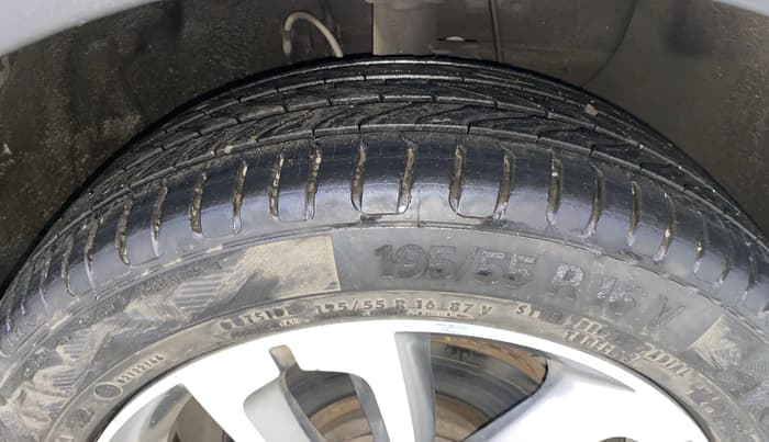 2016 Hyundai i20 Active 1.2 SX, Petrol, Manual, 53,377 km, Right Front Tyre Tread