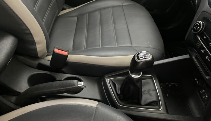 2016 Hyundai i20 Active 1.2 SX, Petrol, Manual, 53,377 km, Gear Lever