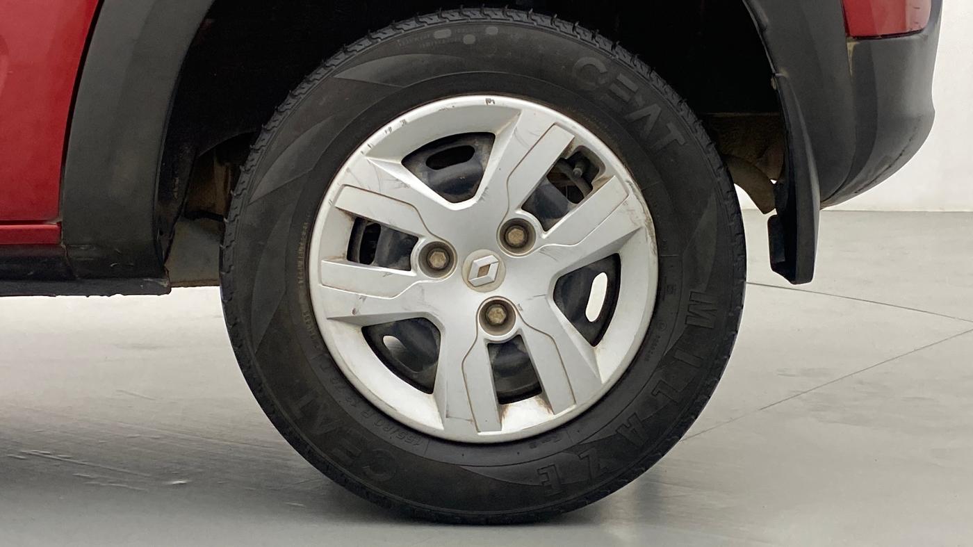 2016 Renault Kwid 1.0 RXT Opt AT, Petrol, Automatic, 62,527 km, Left Rear Wheel