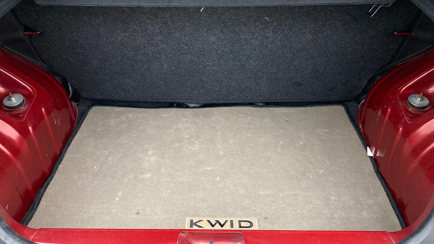 2016 Renault Kwid 1.0 RXT Opt AT, Petrol, Automatic, 62,527 km, Boot Inside