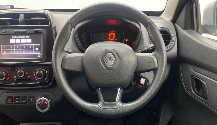 2016 Renault Kwid 1.0 RXT Opt AT, Petrol, Automatic, 62,527 km, Steering Wheel Close Up