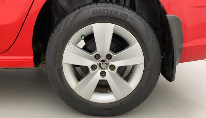 2017 Skoda Rapid STYLE 1.5 TDI AT, Diesel, Automatic, 1,15,463 km, Left Rear Wheel