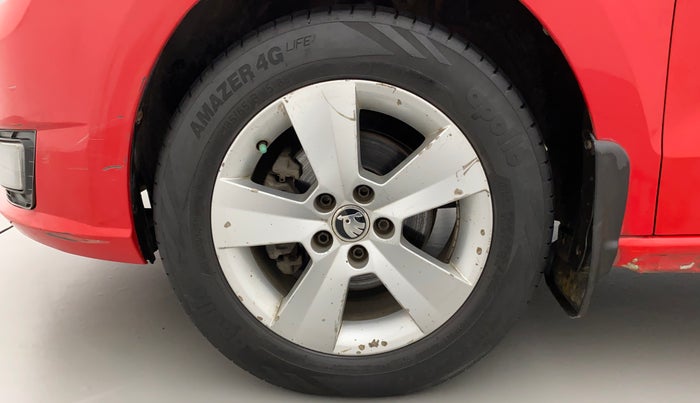 2017 Skoda Rapid STYLE 1.5 TDI AT, Diesel, Automatic, 1,15,463 km, Left Front Wheel