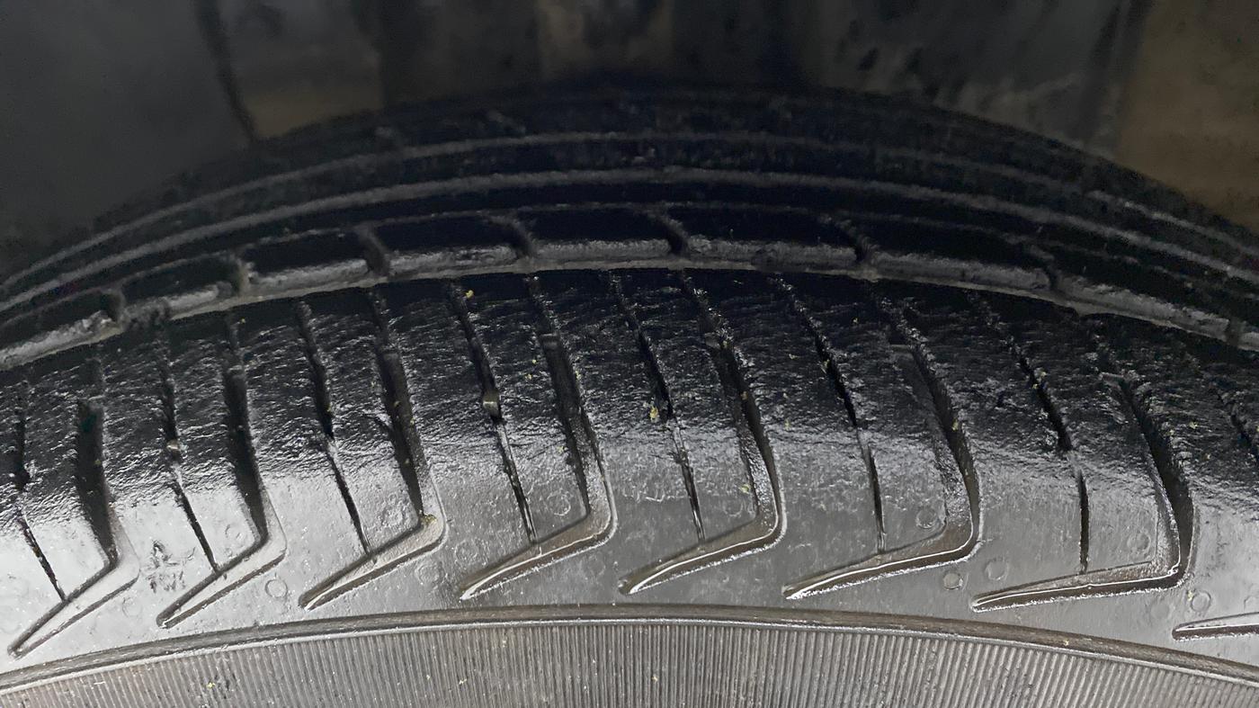 2018 Datsun Redi Go 1.0 T(O) AT, Petrol, Automatic, 62,555 km, Left Front Tyre Tread